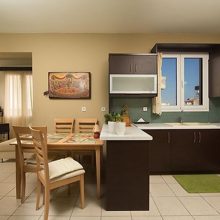 הרסוניסוס Home Suites מראה חיצוני תמונה