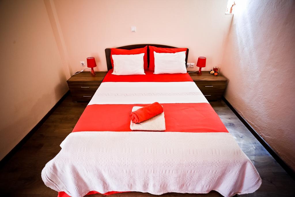 הרסוניסוס Home Suites מראה חיצוני תמונה