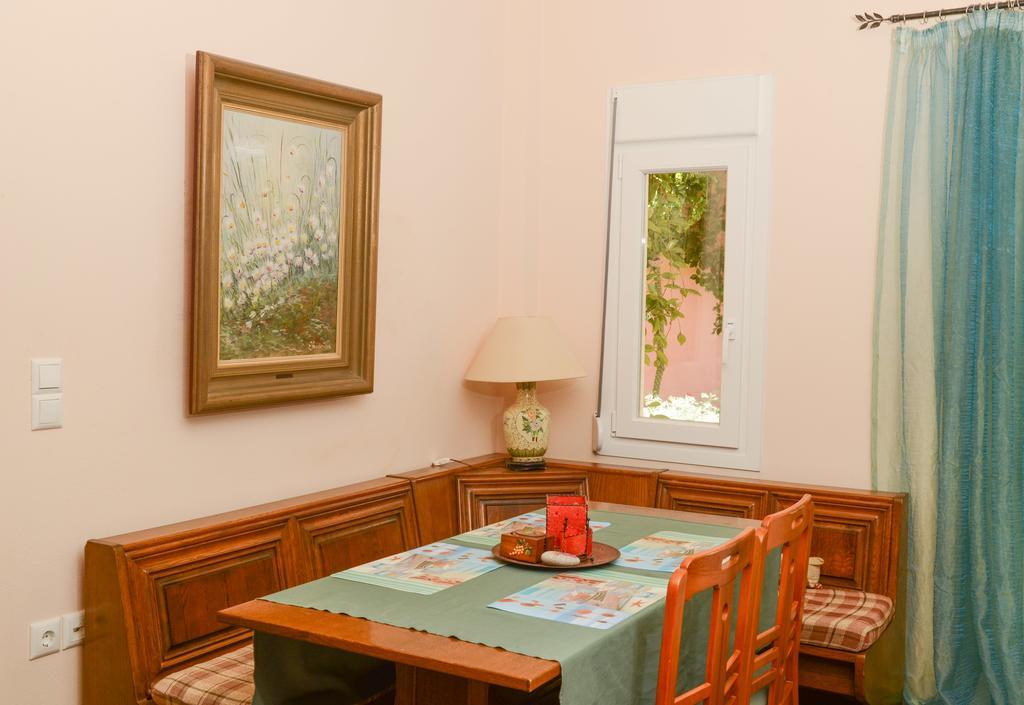 הרסוניסוס Home Suites מראה חיצוני תמונה