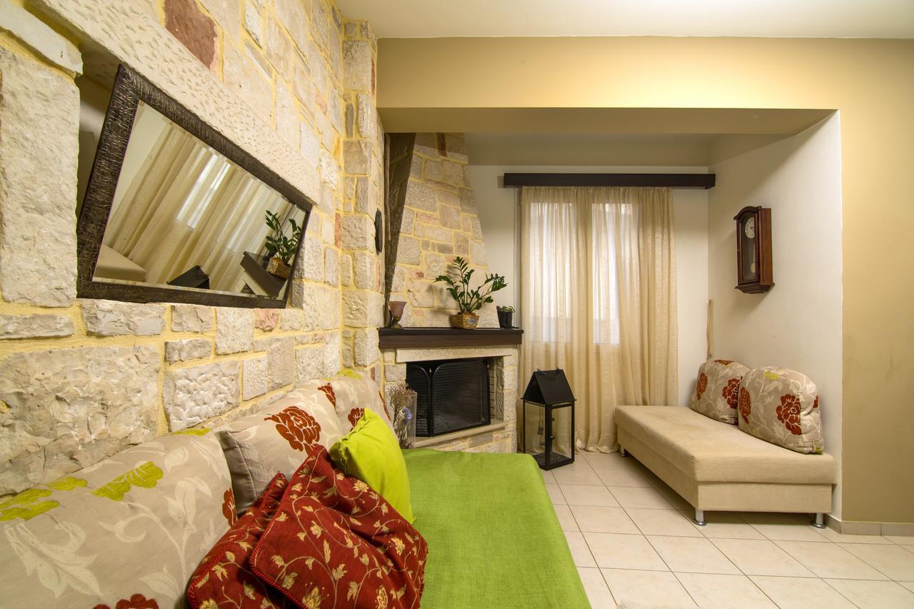 הרסוניסוס Home Suites מראה חיצוני תמונה