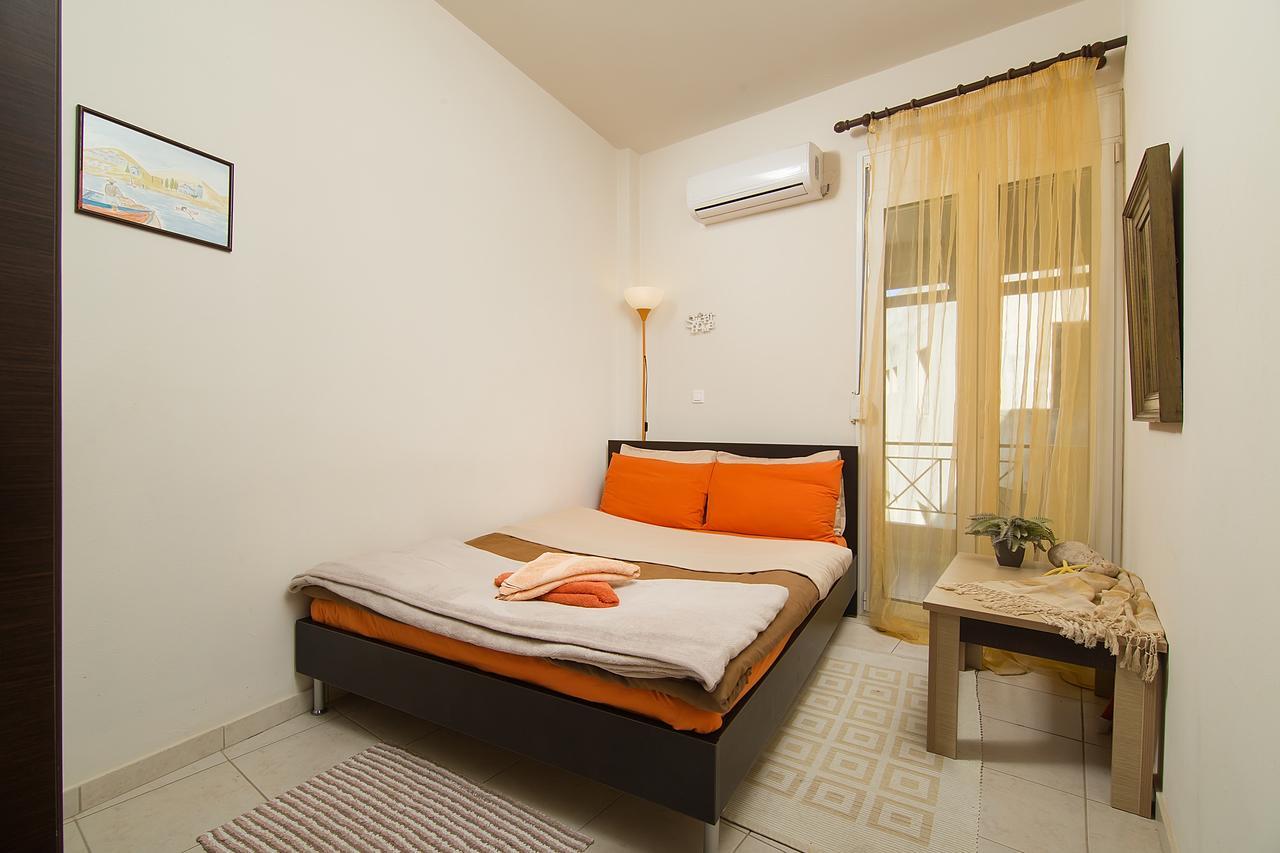 הרסוניסוס Home Suites מראה חיצוני תמונה